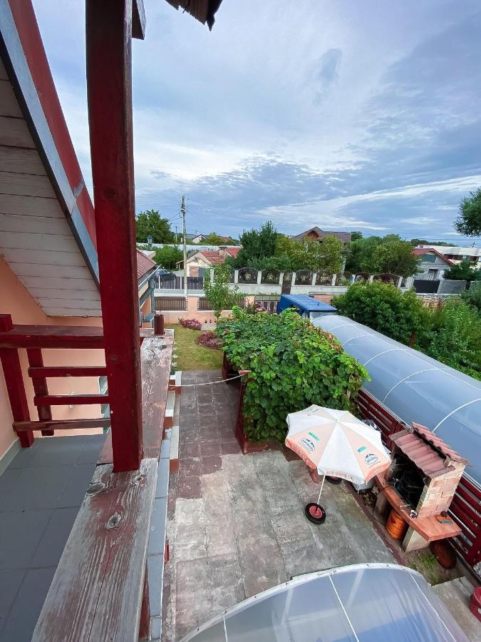 Cosy Bedroom For 2 With Balcony In A Family Villa Turnu Magurele Exterior photo