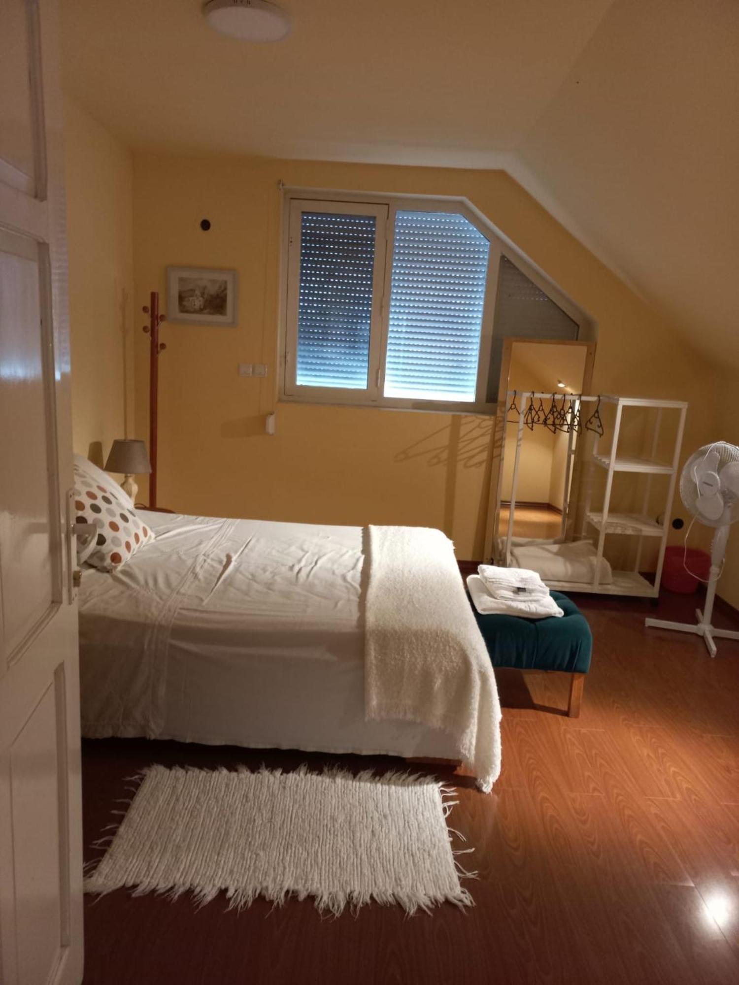 Cosy Bedroom For 2 With Balcony In A Family Villa Turnu Magurele Exterior photo