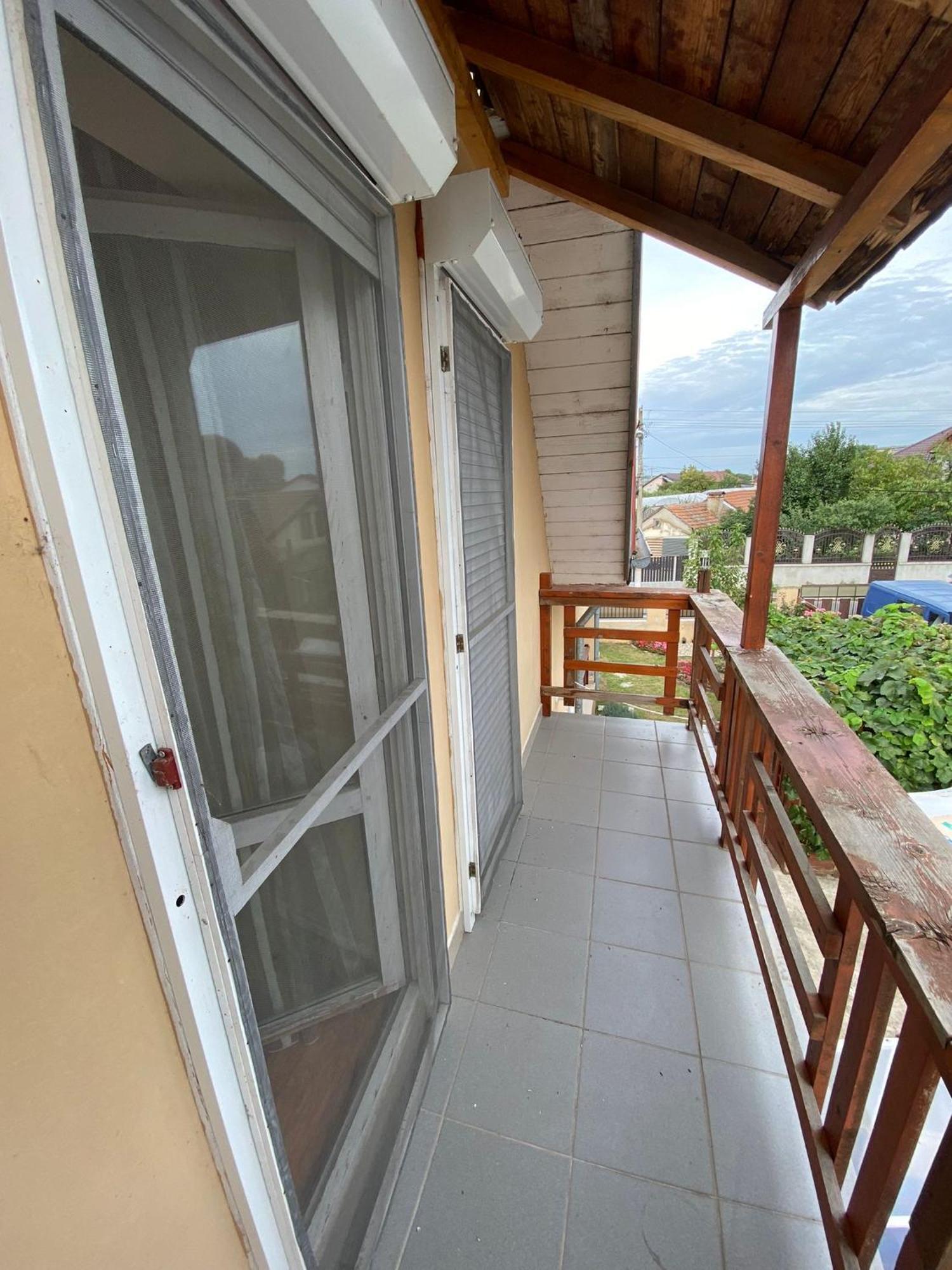 Cosy Bedroom For 2 With Balcony In A Family Villa Turnu Magurele Exterior photo